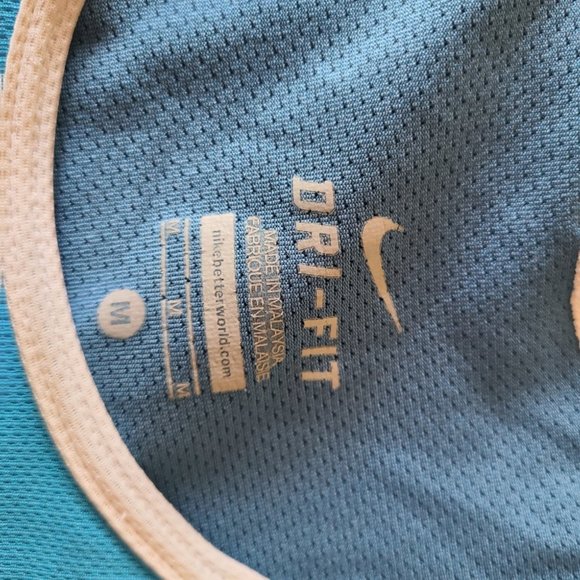 Nike Blue Tank Top - Picture 3 of 3